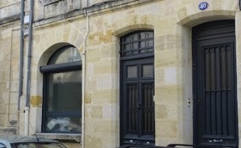 AIS détectives
