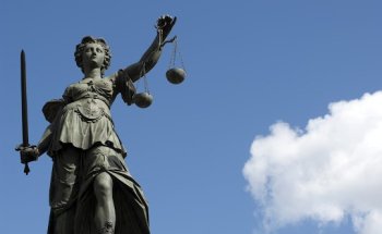 DETEK - Detektei Berlin | Wirtschaftsdetektive | Privatermittler